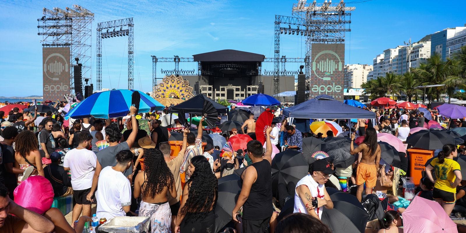Falhas de acessibilidade marcam show de Lady Gaga em Copacabana