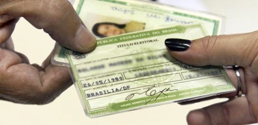Mais de cinco milhões de brasileiros podem ter título de eleitor cancelado
