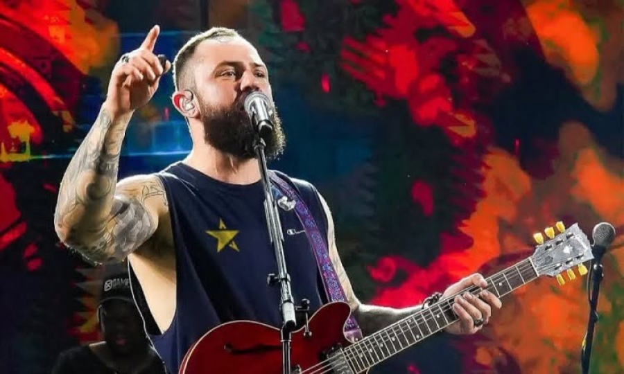Mateus, da dupla Jorge & Mateus está afastado dos palcos